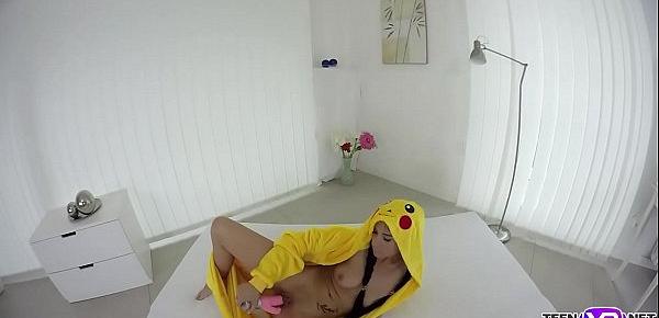  Sexy pokemon Nicole Love VR pussy masturbation